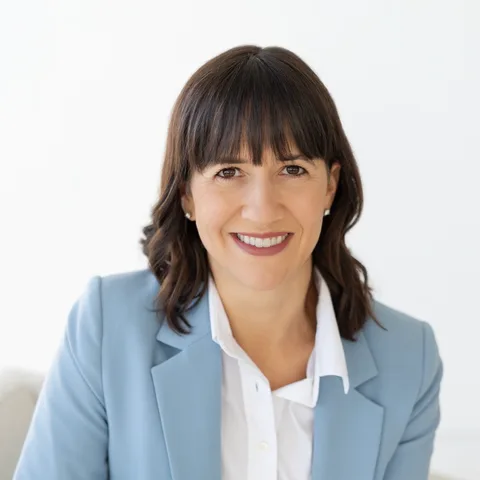 Photo of Danielle G. Tonelli